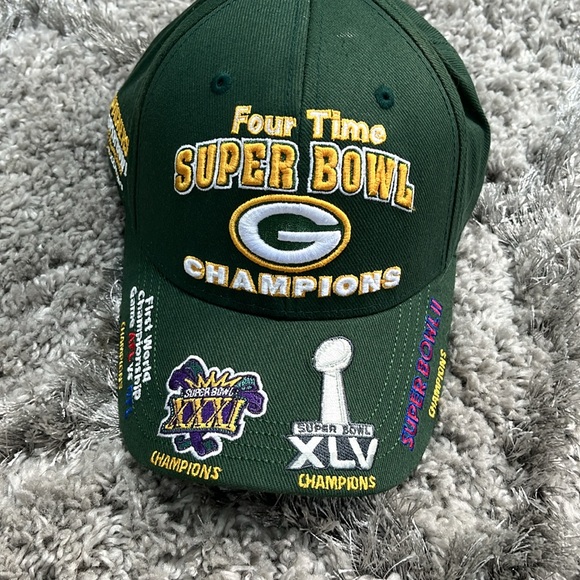 NFL Green Bay Packer Hats (4) - Picture 4 of 8